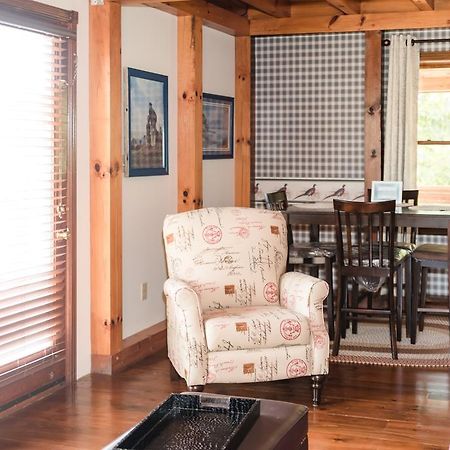 The Lake House A Hidden Gem Sleeps 4 Columbia 외부 사진